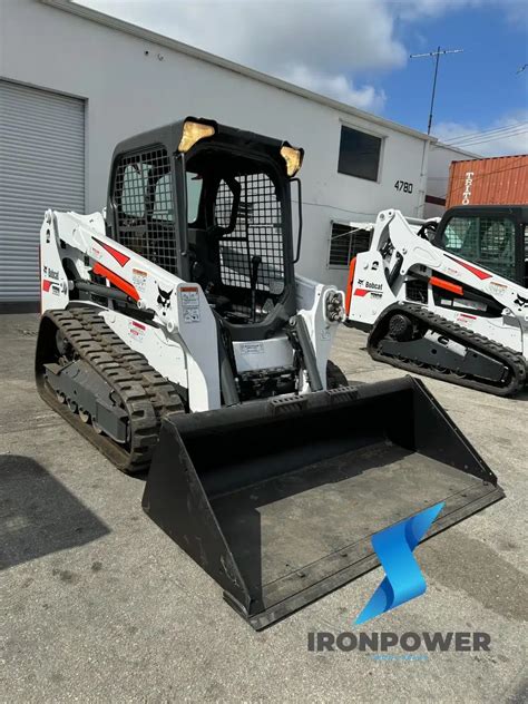 skid steer t550|bobcat t550 multi terrain loader.